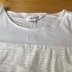 Calvin Klein Textured White Short Sleeve Top